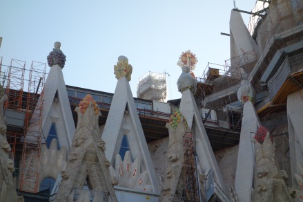 Around the corner from the Passion facade, we see grapes representing the Eucharist.
