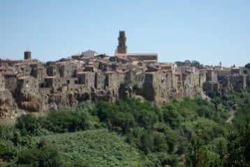And, the first glorious view of Pitigliano. Can you see how it was dug into the rock, and the stones from the holes were used to construct up from there?